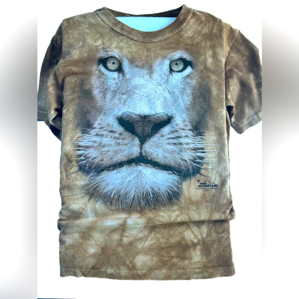 Smithsonian Lion T shirt/9-10 kids